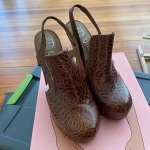 Jeffrey Campbell Darian Tooled Leather Platforms